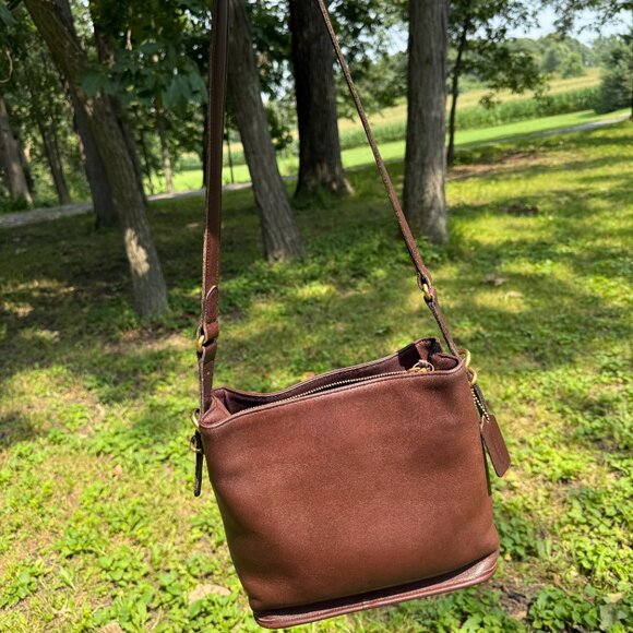 Vintage Coach Equestrian Slim Bucket Bag 9806 Mahogany - Picture 2 of 14